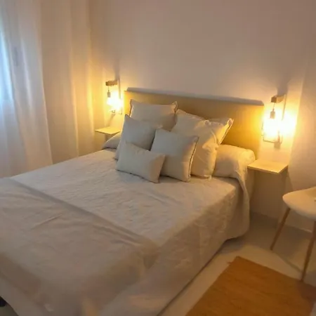Lägenhet Piso De Lujo Con Piscina